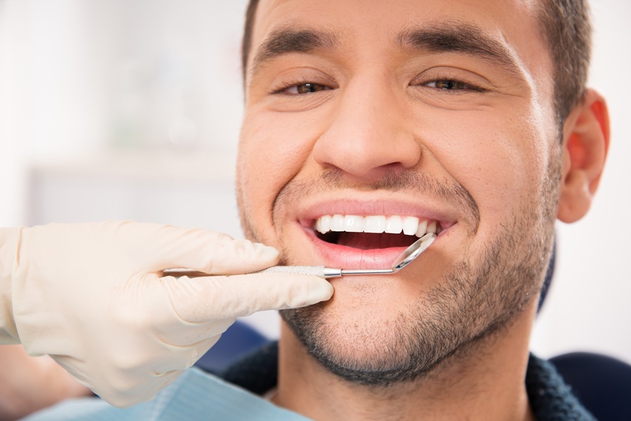 Brighten Your Smile: Discovering the Magic of Teeth Whitening